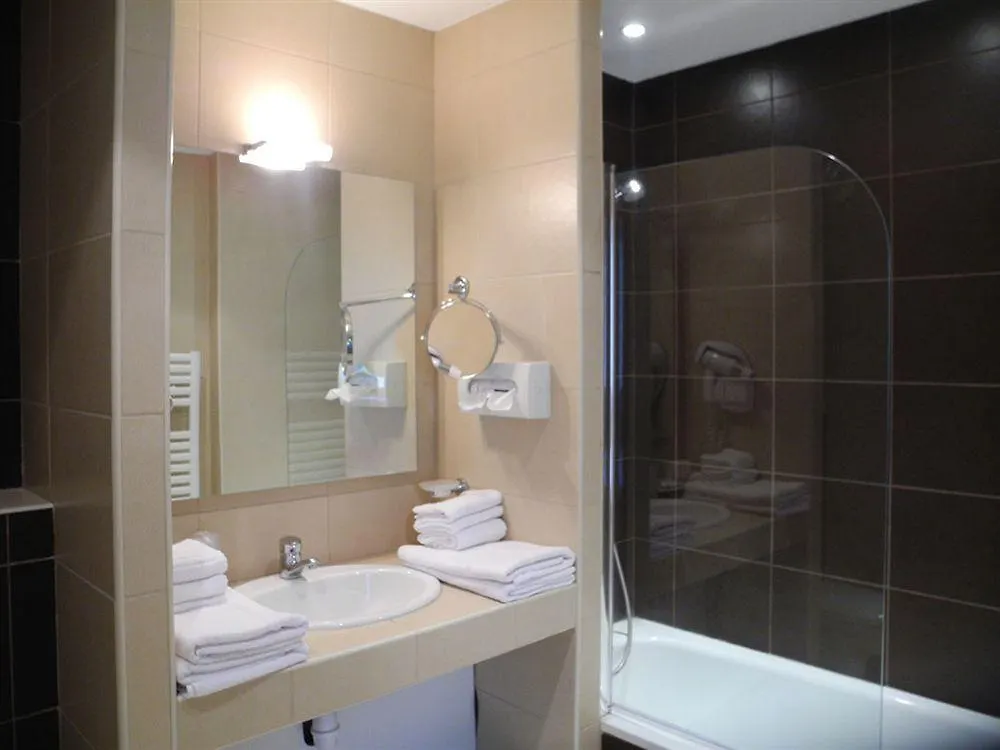 Clarion Suites Corneille Luchon Bagnères-de-Luchon Hotel